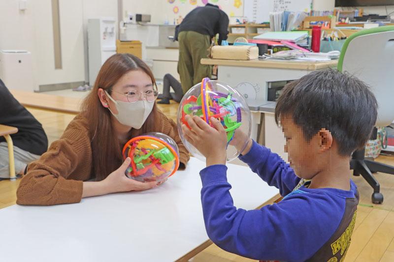 学生ぷちボランティアセンター（通称 ぷちぼら）のスタッフと山口市の放課後児童クラブに通う子どもたちの様子2