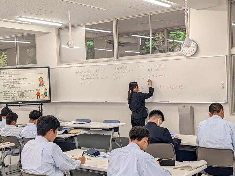教育実習の様子1