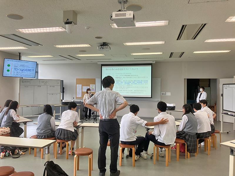 誠英高校:髙田先生模擬授業