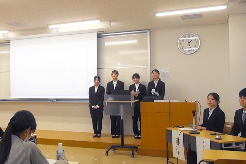 ソーシャルワーク実習A・B報告会の様子2