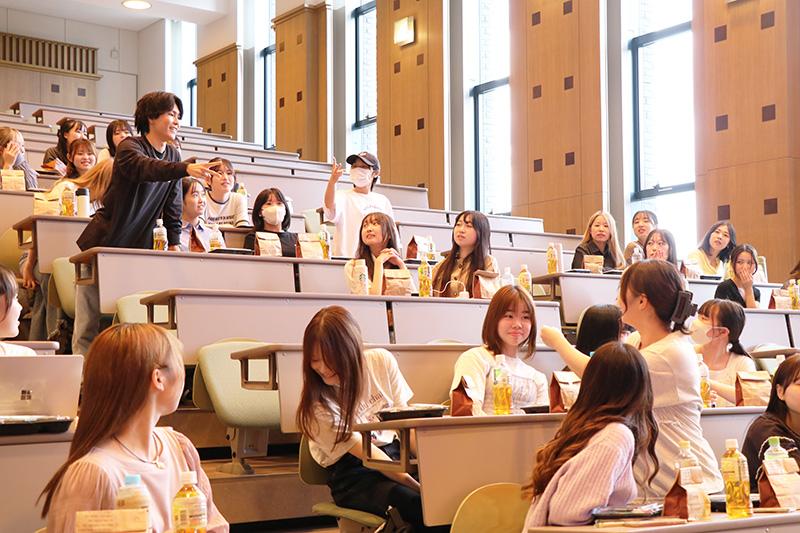学生交流会・「桜看会」の様子8