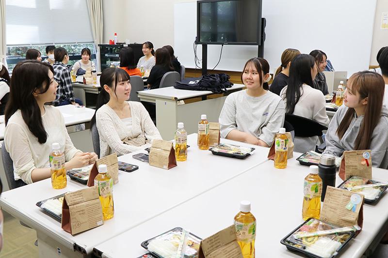 学生交流会・「桜看会」の様子2