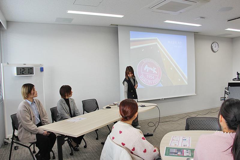 ランチミーティングの様子1