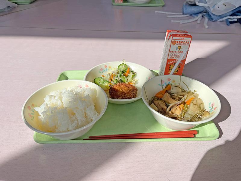 富海小中学校訪問の様子3