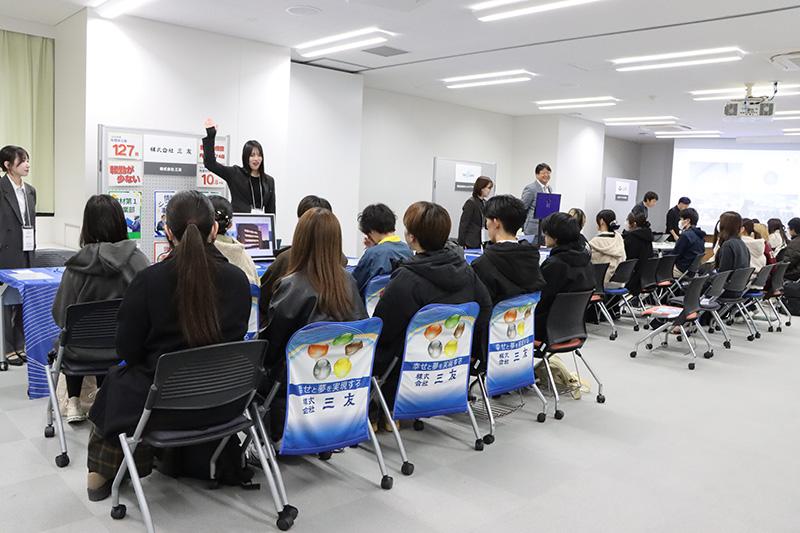 ランチミーティングの様子1