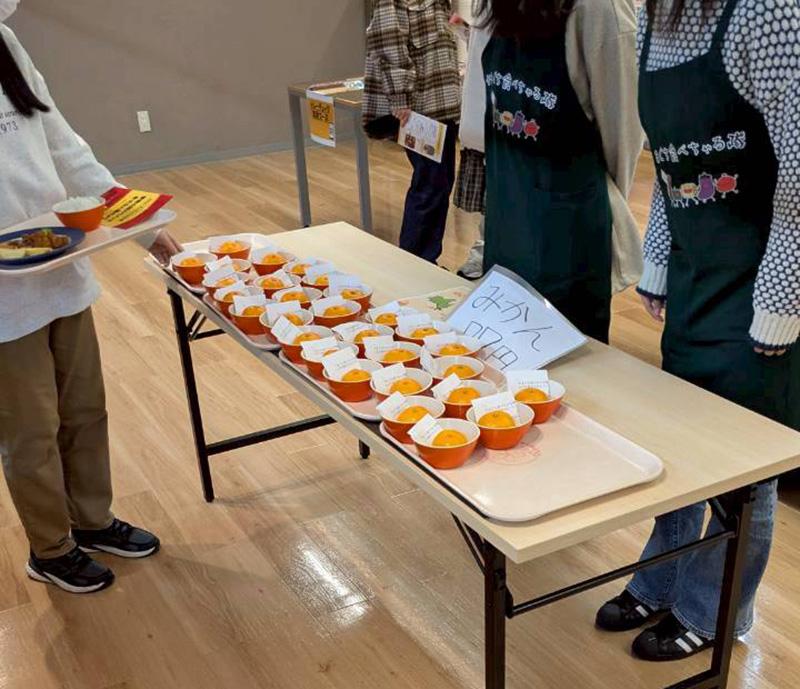 「山口県産の冬の果物を食べようフェア」の様子3