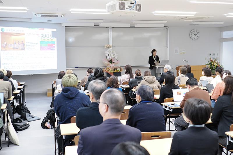 岩野雅子教授 最終講義の様子2