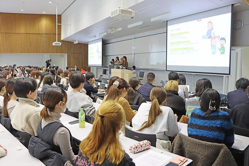 やまぐち未来デザインプロジェクト 最終発表会の様子1