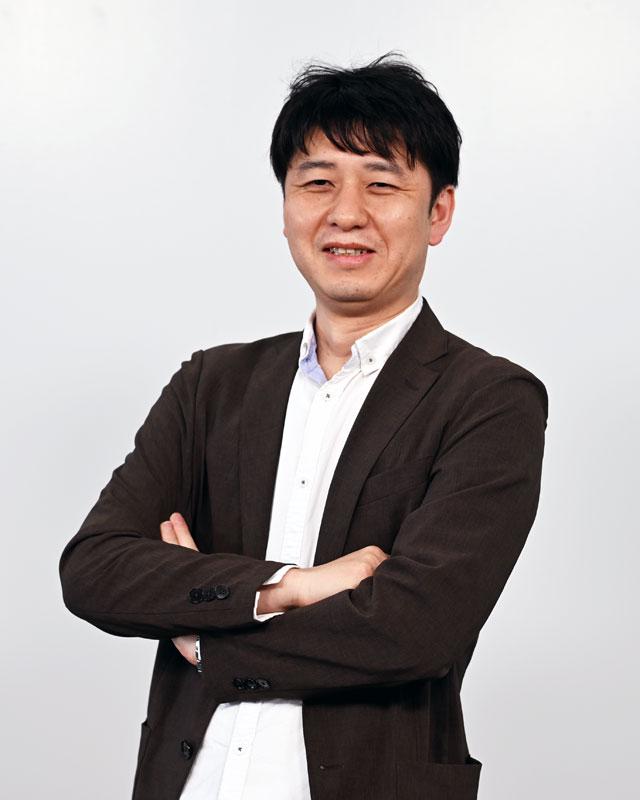 吉岡准教授の写真
