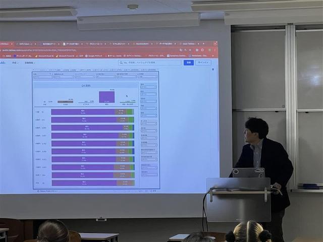 データは、社会を読み解く「物語」になる