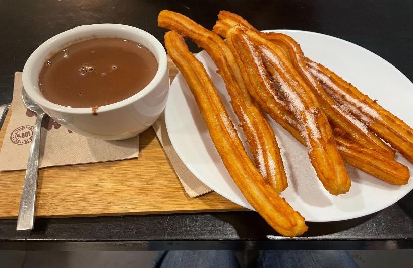 Churros con chocolate