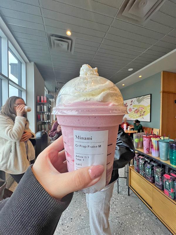 フランス語で注文したフラペチーノ