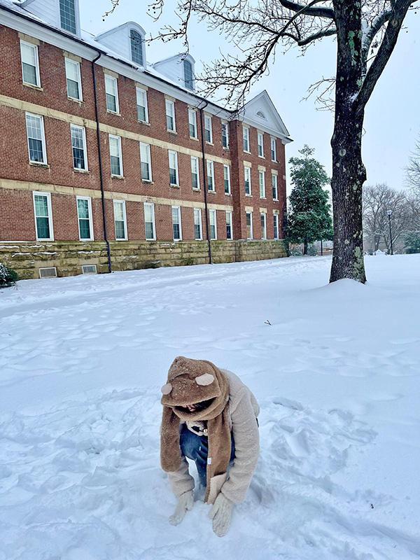 雪遊びの様子