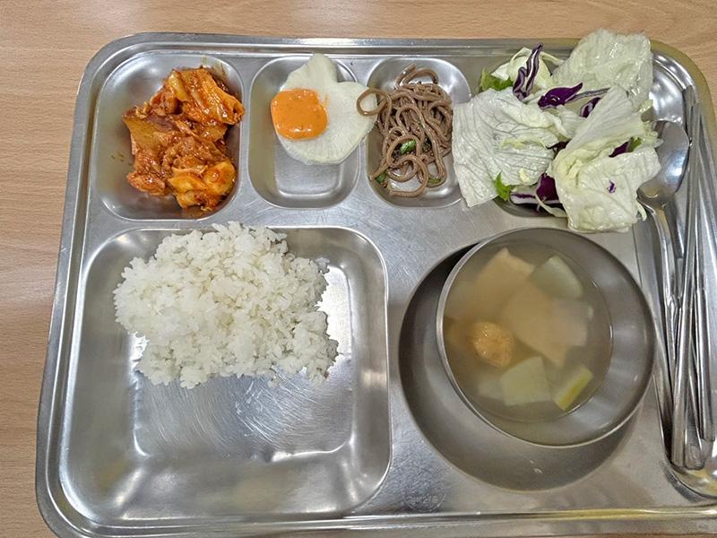 寮の食事1