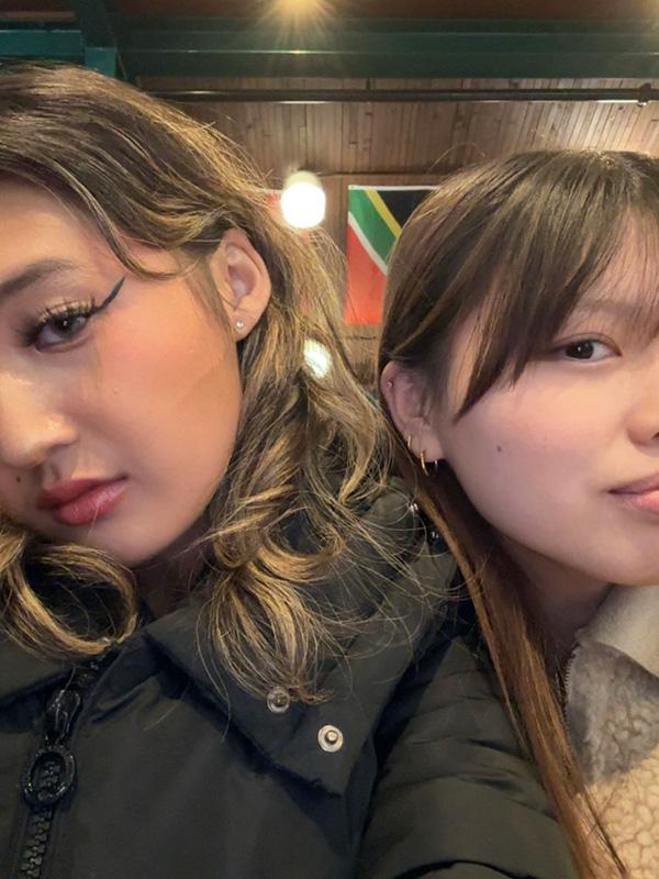 開けたピアスを見せたい写真